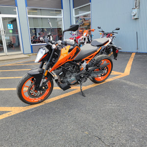 KTM DUKE 200 2022