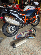 Charger l'image dans la galerie, LIGNE D'ECHAPPEMENT COMPLETTE ARROW KTM 1290/1390 ADV S/R 21 À AJD
