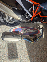 Charger l'image dans la galerie, LIGNE D'ECHAPPEMENT COMPLETTE ARROW KTM 1290/1390 ADV S/R 21 À AJD
